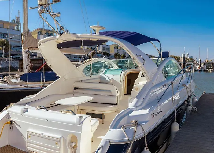 Botel Luxuoso Barco - Parque Nacoes *
