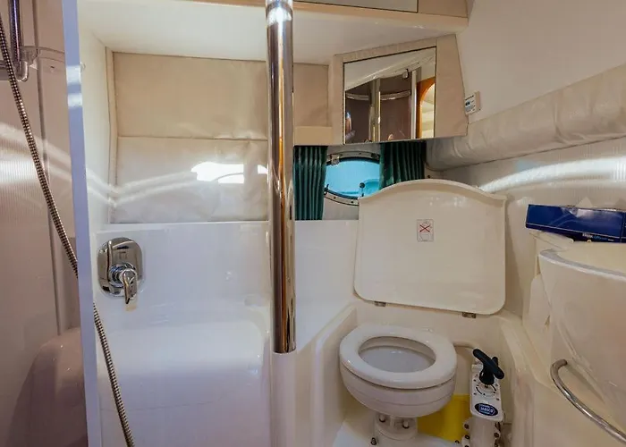 Luxuoso Barco - Parque Nacoes 船屋 Lisboa